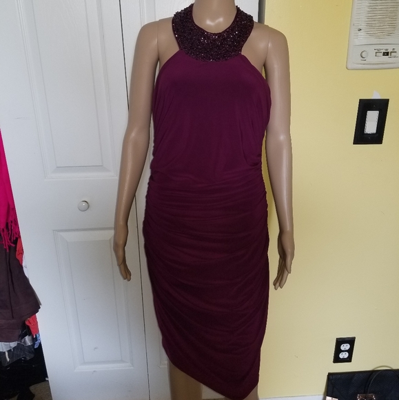 Dress - Picture 1 of 4